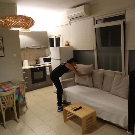Veranzerou Cozy Apartment Ateny Zewnętrze zdjęcie